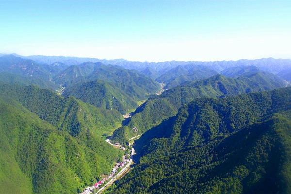 秦岭淮河一线是哪个城市（一脉承华夏）.