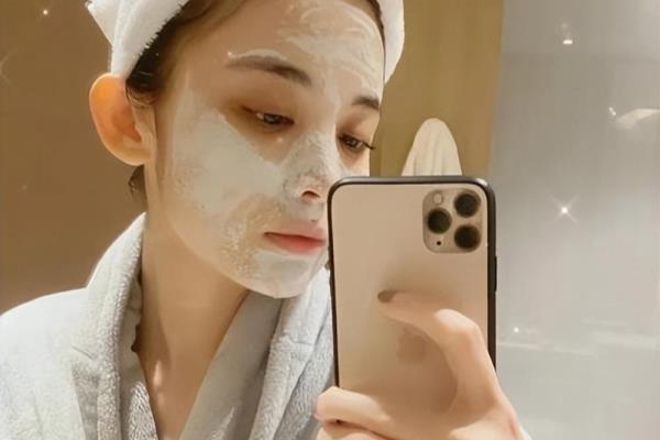 多敷面膜不护肤可以吗（多敷面膜就能替代护肤吗）.