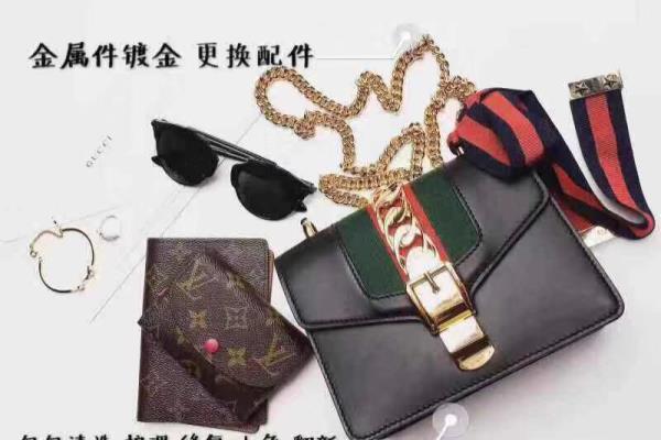 白包包被牛仔染色了怎么办（白色包包染色容易脏）.