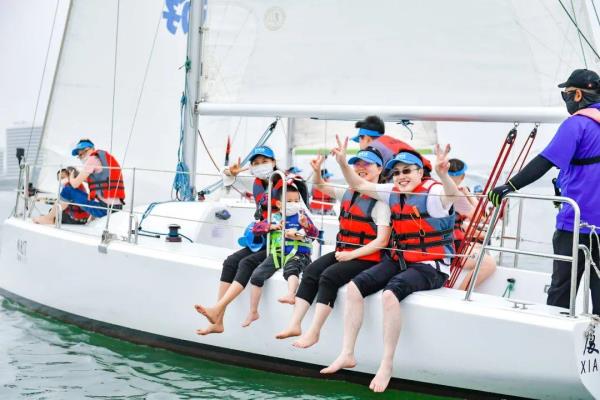 厦门五缘湾游艇出海多少钱（来厦门必打卡的五缘湾帆船）.