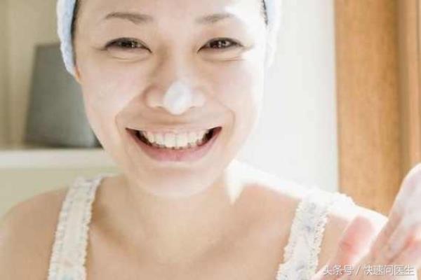 哺乳期可以用护肤品么?（哺乳期完美护肤你需要这几步来帮忙）.