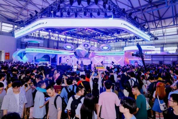 卡琳娜chinajoy（cos界顶流卡琳娜的新CP火了）.