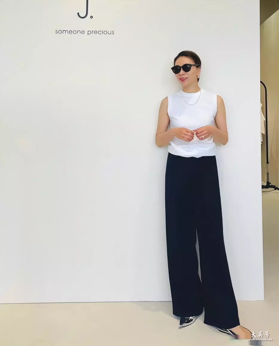 五十多岁胖女人穿衣如何搭配