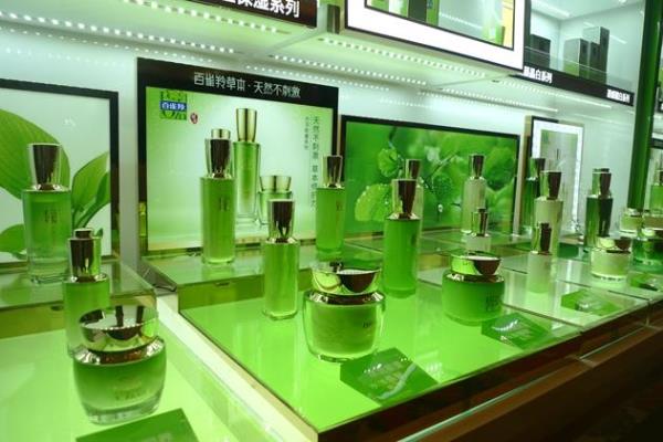 傲蝶化妆品怎么样（品牌近年频频发力CS渠道）.