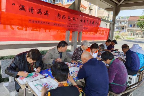 绘制包包活动主题有哪些（彩绘包包”母亲节主题活动）.