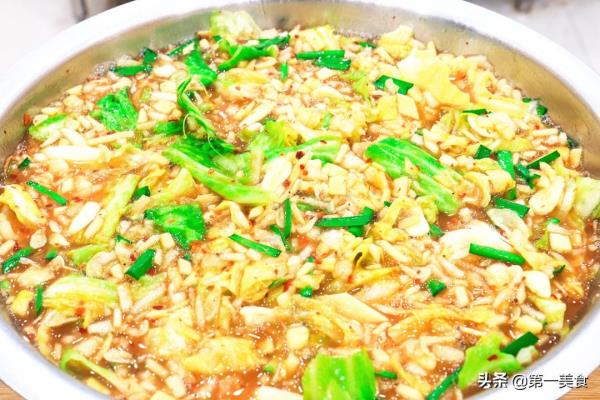 包包菜的腌制做法大全图解（河南人年年用这法腌包菜）.