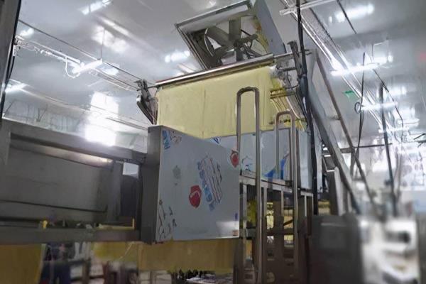 米线机器全自动多少钱（自动化米线生产线）.