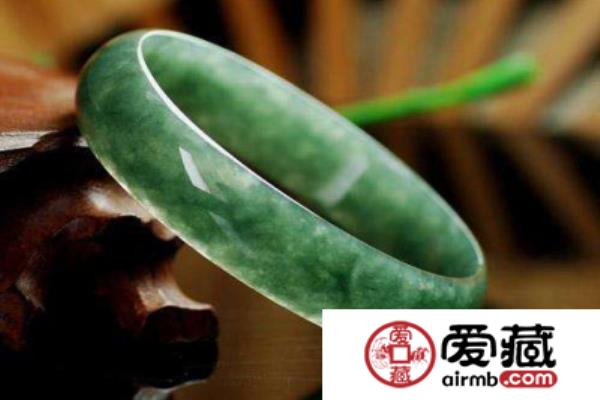 翡翠保养最好方法是抛光吗.