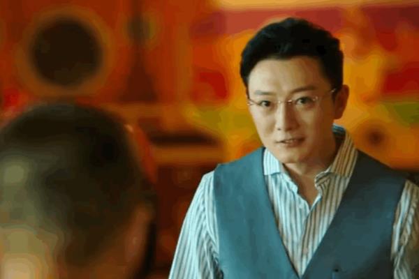 斯文败类穿搭是什么样的.