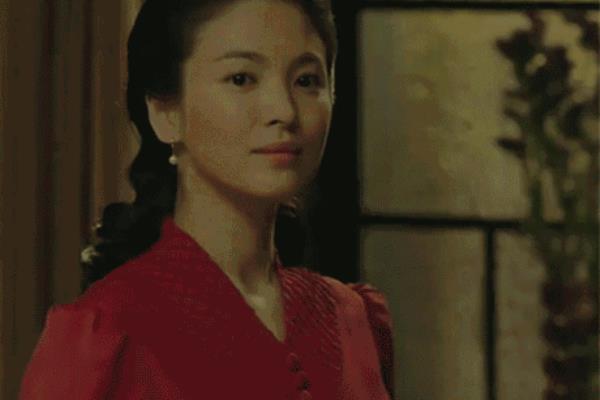 太阳的后裔的宋慧乔celine.