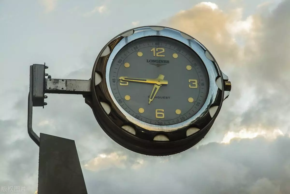 浪琴手表总是快几分钟是怎么回事(1)