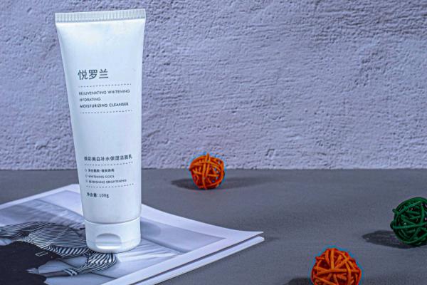 sk2和碧欧泉哪个更适合混合性皮肤使用.