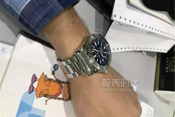 百年灵复仇者gmt和老款的区别大吗.