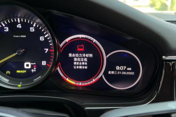 保时捷维修费用高吗.