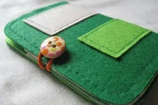手工卡包的制作方法.