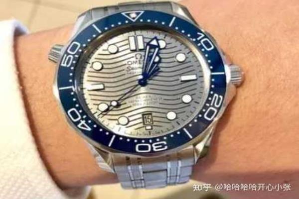 欧米茄海马300蓝盘和黑盘哪个好.