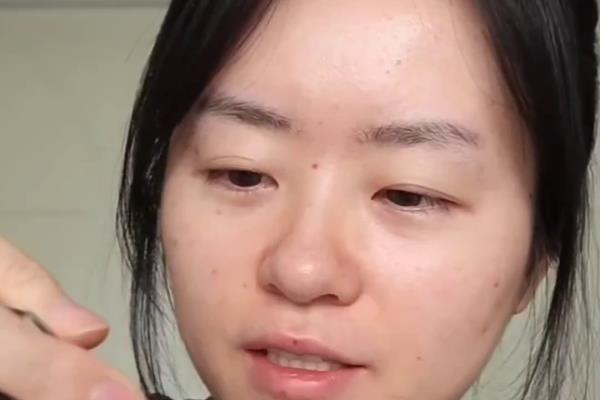 香港圣罗兰all hours价格.