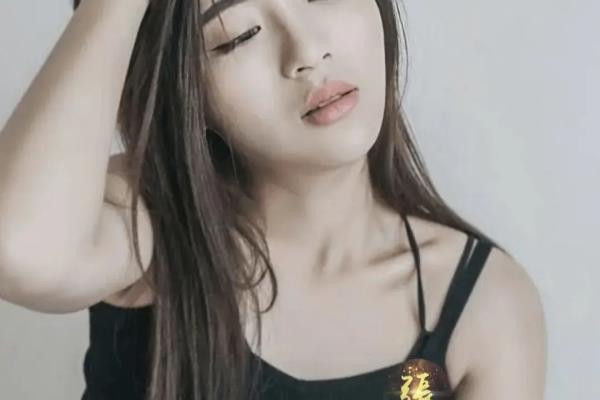 邻居的老婆.