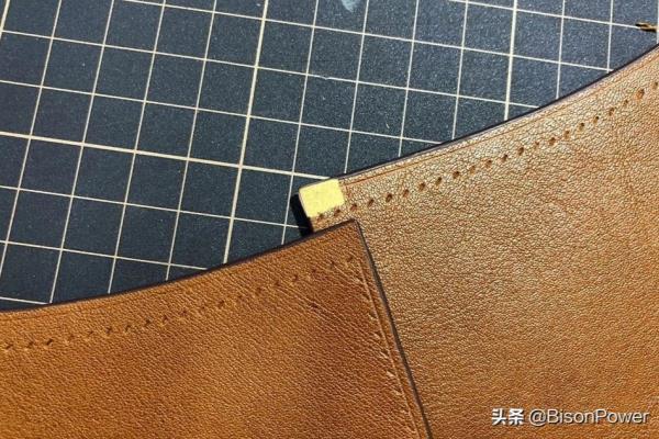 罗意威gate包带为什么不一样.