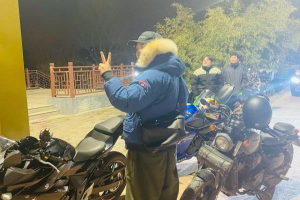 罗意威puzzle男包哪个颜色最好看.
