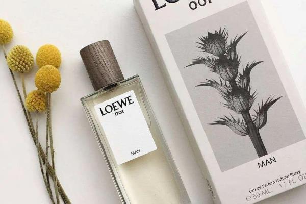 loewe罗意威香水最火的香水.