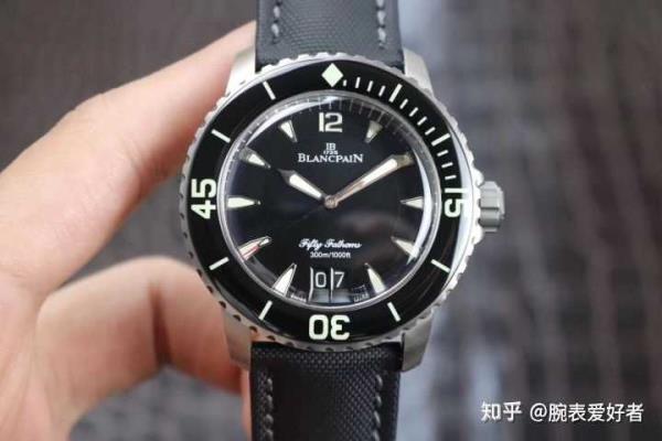 矿物质玻璃镜面好还是蓝宝石镜面好.