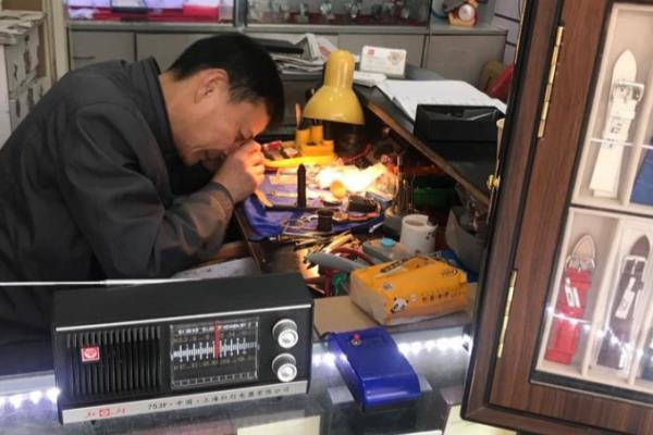 杭州修浪琴表哪里便宜又好.