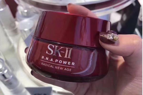 skii大红瓶面霜100g和80g的味道不一样.