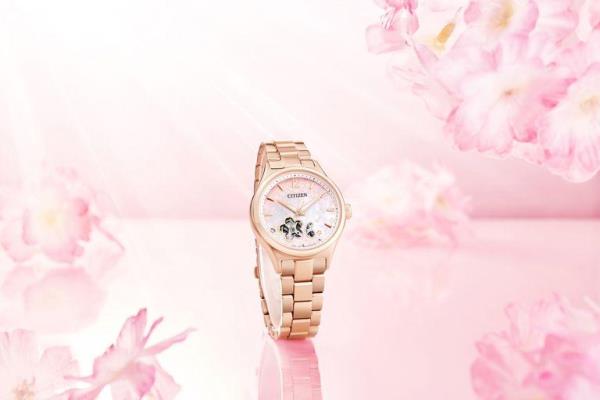 西铁城樱花限量版女表价格