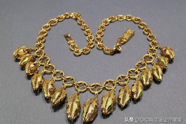 送女生项链代表什么意思啊.