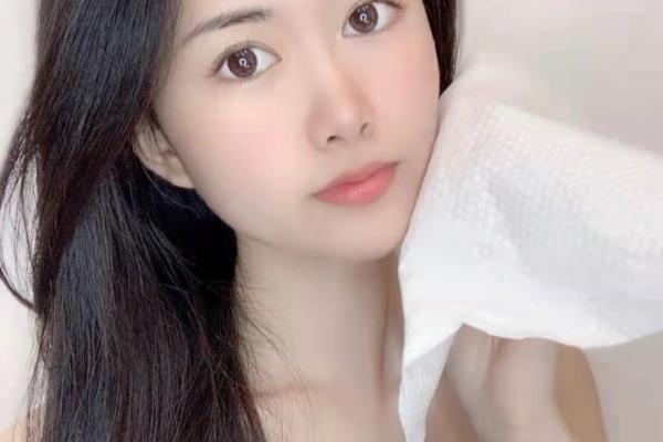 混油皮可以用悦诗风吟绿茶洗面奶吗