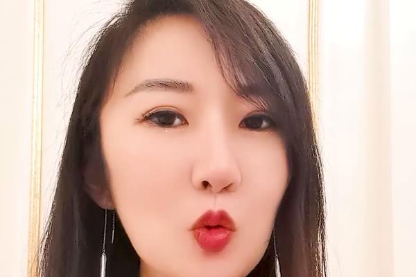 兰蔻塑颜紧致焕白霜和雪花霜什么区别