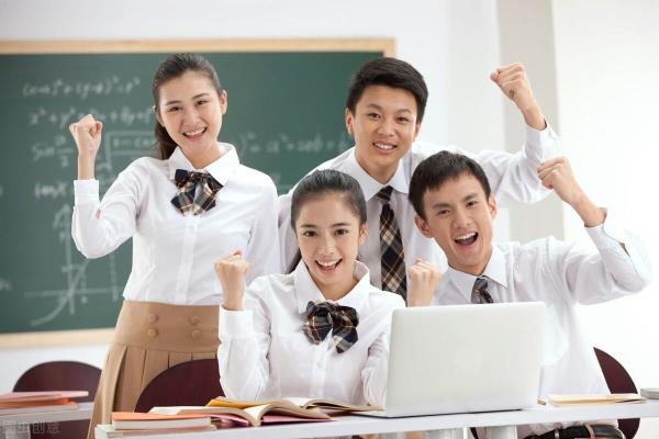 芊芊学子和莘莘学子的区别.