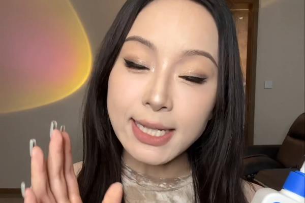dl身体乳和妮维雅身体乳哪个好