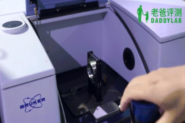 雅诗兰黛的小样和正品有区别吗