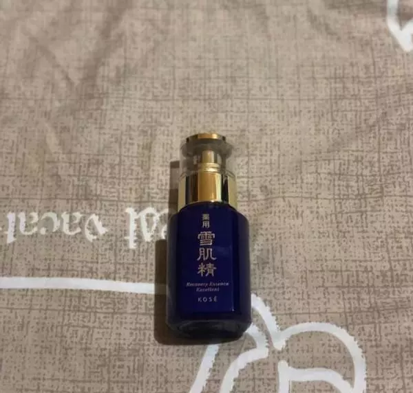 哪种护肤品美白补水祛斑效果好(4)