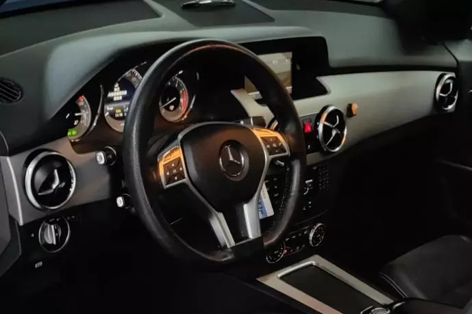 奔驰跑车glk200二手车价格(2)