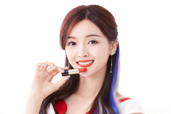 雅诗兰黛口红小样怎么辨别真假