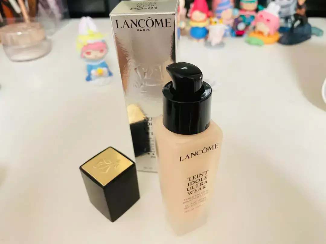 阿玛尼粉底液好还是雅诗兰黛的好(6)