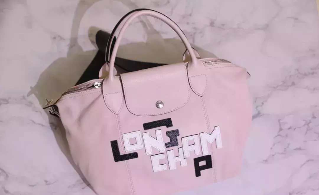 goyard信封包可以装手机吗(30)