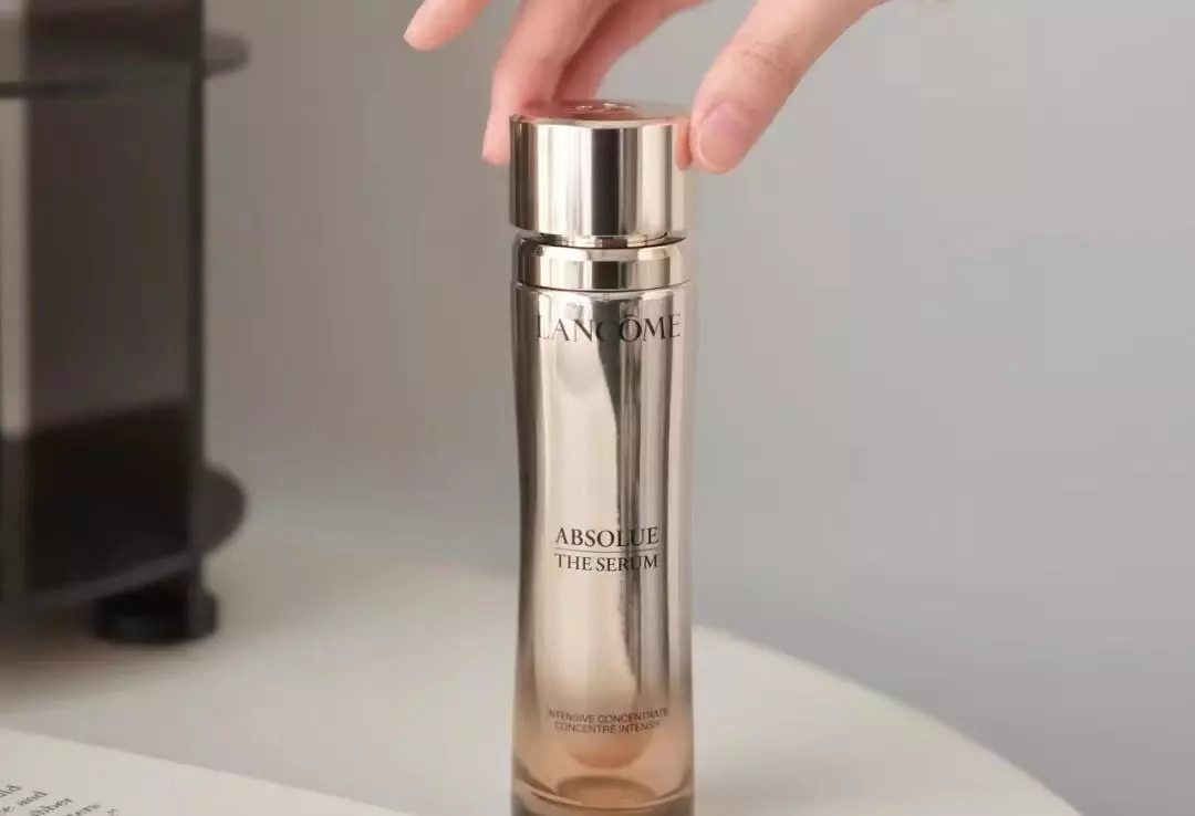 莱珀妮和赫莲娜哪个档次最高(10)