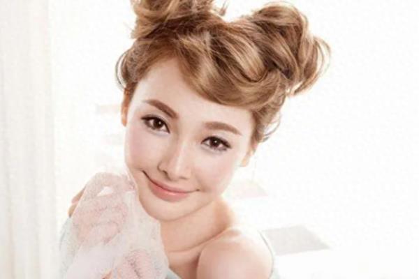 莱珀妮和赫莲娜哪个档次最高.