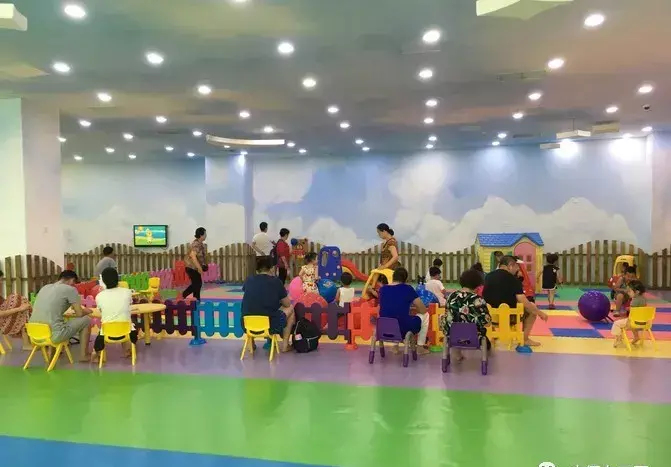 三亚国际免税城mcm包包在哪个区(23)