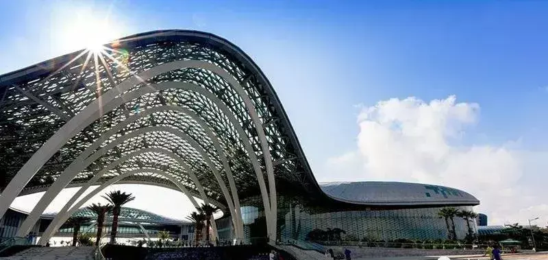 三亚国际免税城mcm包包在哪个区(2)