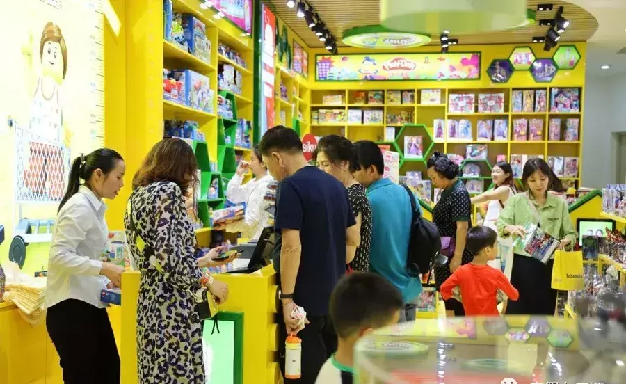 三亚国际免税城mcm包包在哪个区(58)