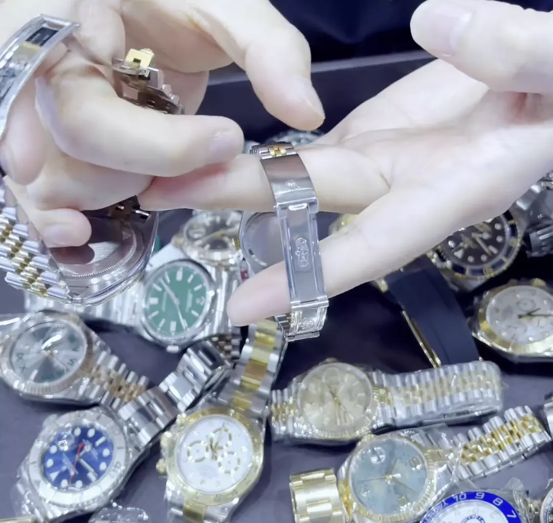 山鸡跑路是哪一款表(3)