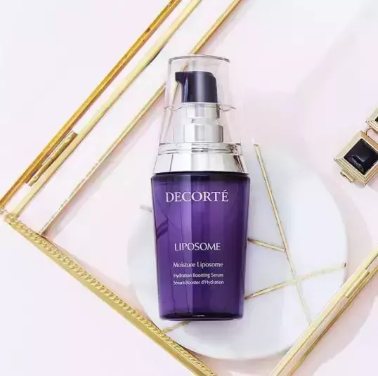 用了cpb玫瑰精油还要用精华吗(10)