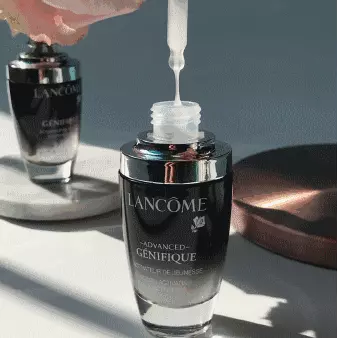 用了cpb玫瑰精油还要用精华吗(9)