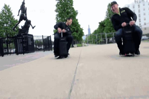 法拉利背包怎么样值得买吗.