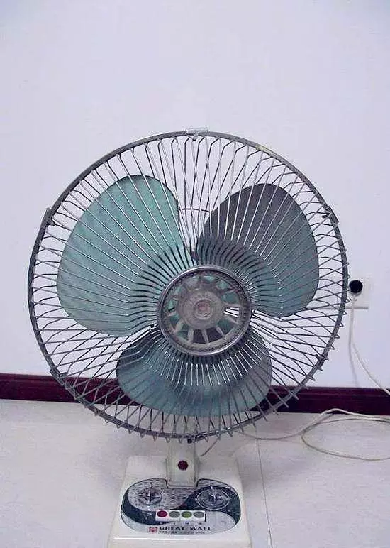 70年代百浪多手表价格(19)